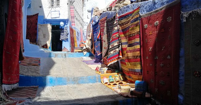 tienda_de_alfombras_en_calles_de_chefchaouen