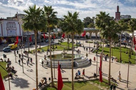 Vista aérea de la plaza principal en un tour privado a Tánger desde Tarifa