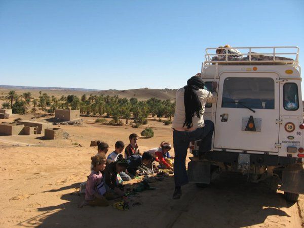 Viaje a Marruecos: Alquiler de Furgonetas y Autocares Profesional
