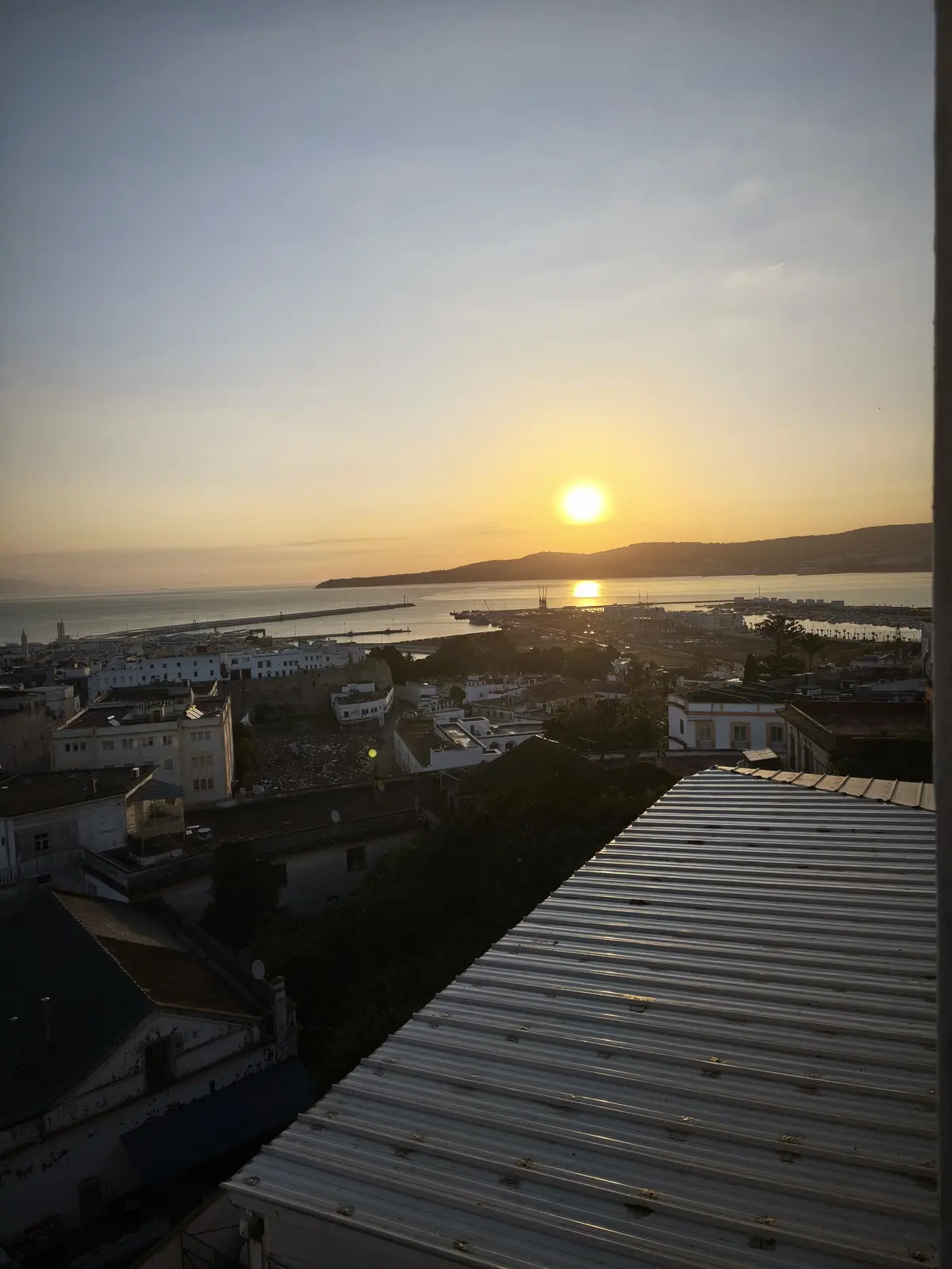 DÍA 4 · DOMINGO, 3 DE ENERO DE 2027 · TÁNGER - TARIFA
